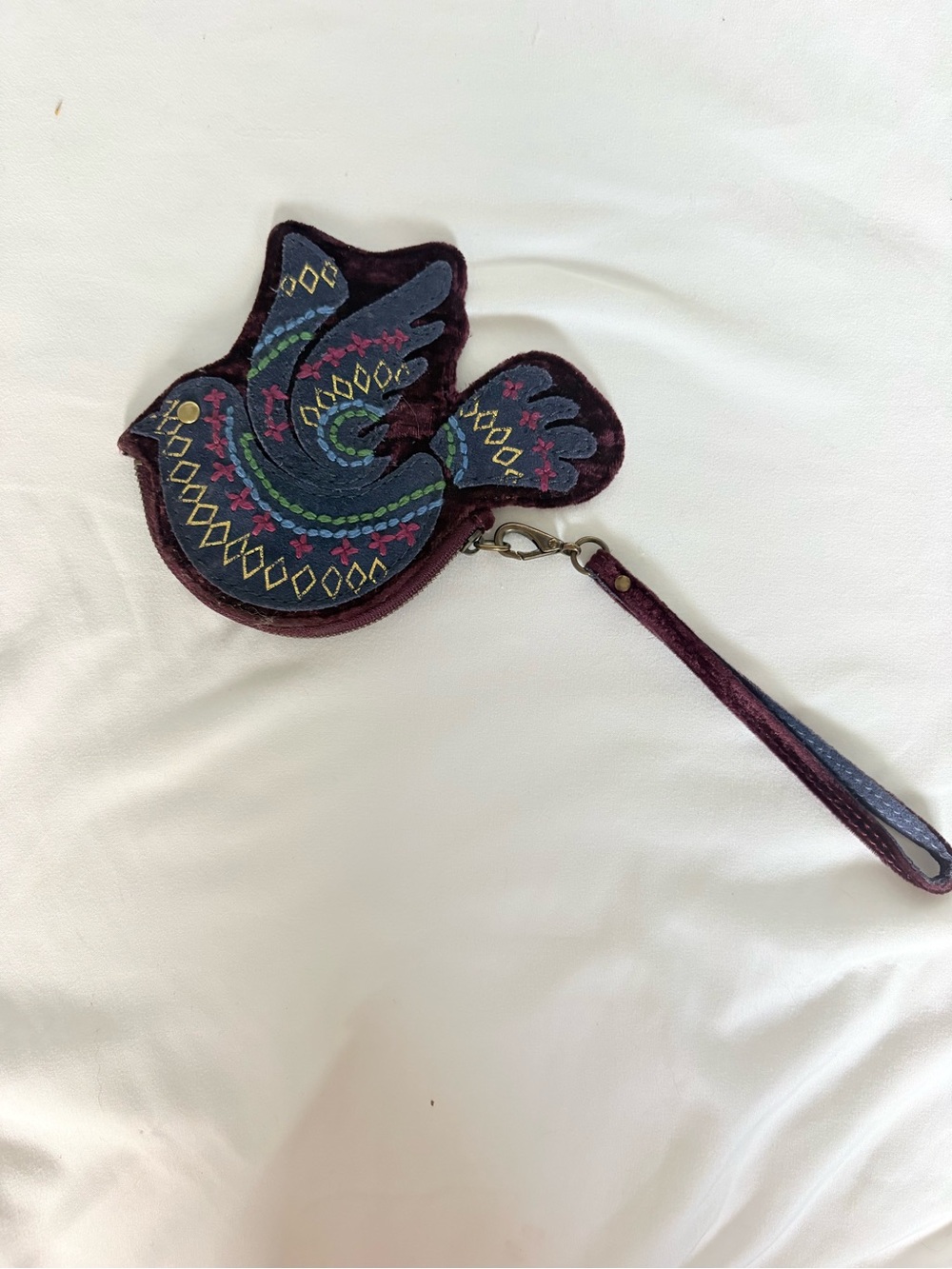 Lucky Brand Purple/Blue Embroidered Peace Dove Zip-Around Wristlet Coin Wallet